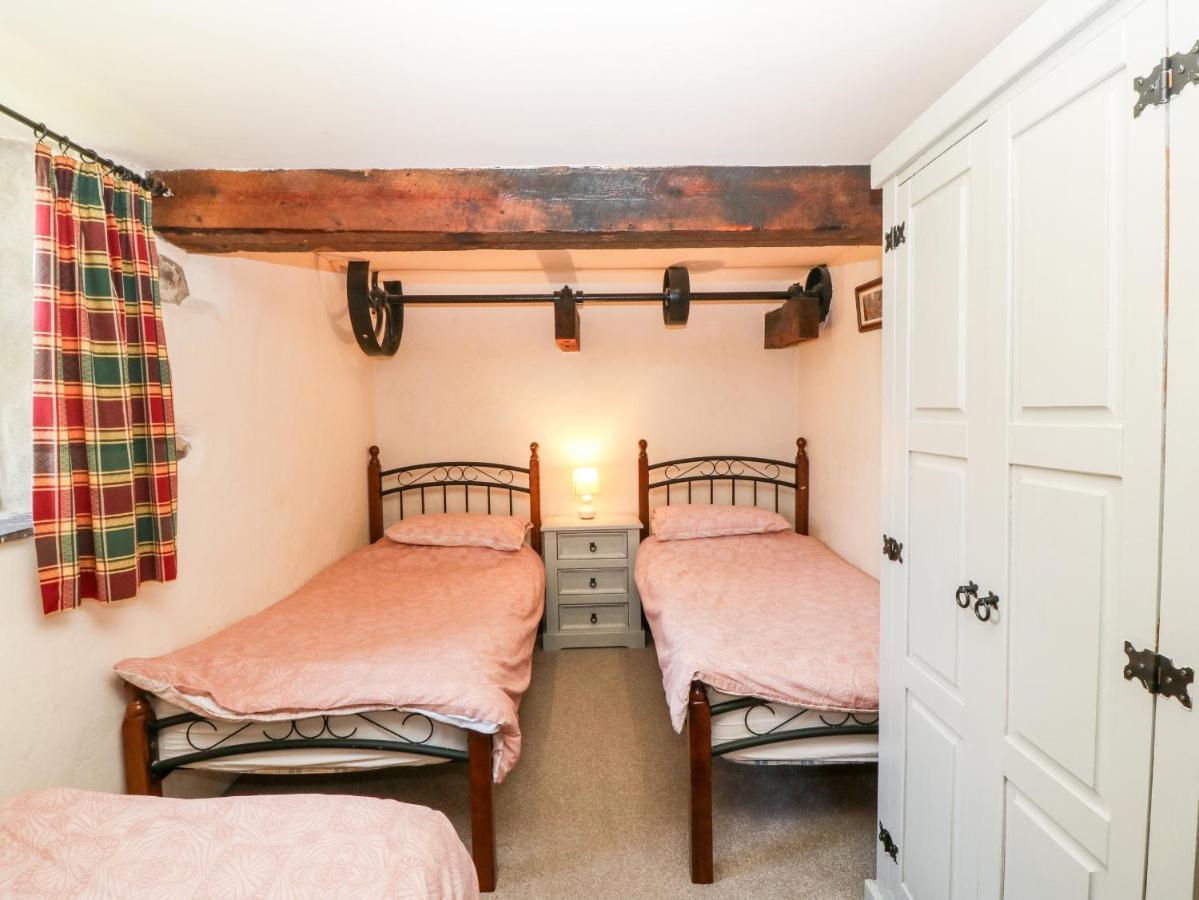 Bwthyn Y Dderwen Oak Cottage Llannor 외부 사진