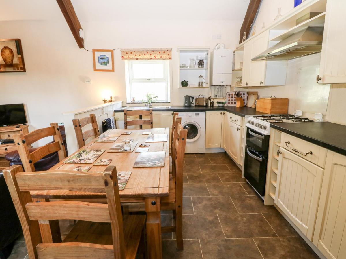 Bwthyn Y Dderwen Oak Cottage Llannor 외부 사진